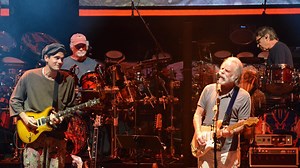 Dead & Company Splits 'Viola Lee Blues' In Hartford: Photos, Videos & Audio