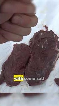 Expert shows correct way to cook venison steaks.