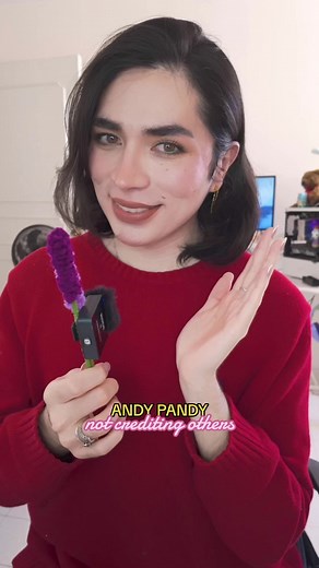 Hakc exige créditos a Andy Pandy por contenido plagiado