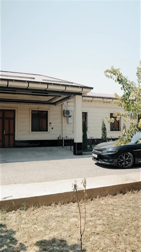 Iqtisodiyot va pedagogika universiteti on Instagram: "Onlayn ariza va imtihon topshirish uchun: 1. ipuedu.uz saytiga kiring; 2. Ro‘yxatdan o‘ting; 3. Shartnomangizni yuklab oling! Aloqa markazi: +998752306060 - (Qashqadaryo) +998557056060 - (Samarqand) Litsenziya Nº 194419 25.12.2023 📍Manzil: Qarshi shahri, “Ravoq” MFY Islom Karimov ko’chasi, 13-uy 📍Manzil: Samarqand viloyati, Samarqand tumani, Jo’yi soy MFY, Yasmin ko’chasi, 11-uy"