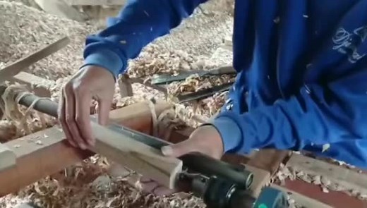 Master Woodcarving Techniques Using Handheld Router