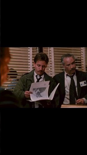Emilio Estevez Hardly In It, But Dreyfuss Is Funny - Stakeout Short Review #film #movie #moviereview