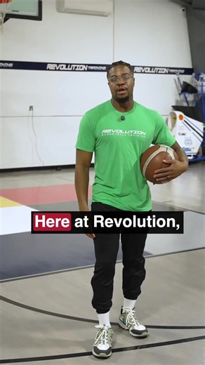 Different colors. Different reads. Different finishes. At Revolution, we use color blocks to force players to react, not rehearse. Every rep demands a new solution at the rim. This is how we train creativity under pressure 🔥 #revolutionbasketball #Shooting #GameIQ