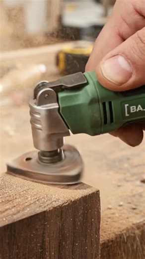 World’s Smallest Multi-Tool 🔧 | Tiny Oscillating Tool Working on Wood!