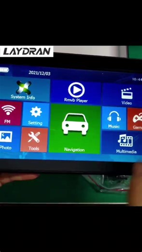 OEM 9英寸高清触摸屏汽车全球定位系统导航器，配有16GB WinCE系统便携式汽车设备全球地图类型-C连接