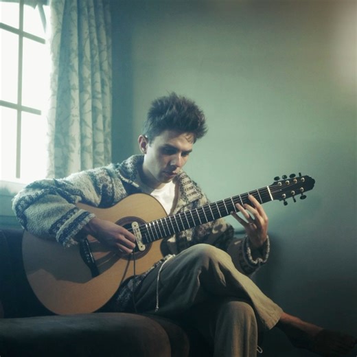 My Foolish Heart - checkout the full video: https://openyoutu.be/qyOFmR5Om-4?si=X7m34a6cOAp7by4C Video by Hubert Caldaguès → https://www.instagram.com/hubert_caldagues/?locale=us&hl=am-et Guitar by Ryosuke Kobayashi → https://www.instagram.com/ryosukekobayashiguitars?utm_source=ig_web_button_share_sheet&igsh=ZDNlZDc0MzIxNw== in-guitar microphone : NV Tone Swan → https://store.nvtone.com | Antoine Boyer