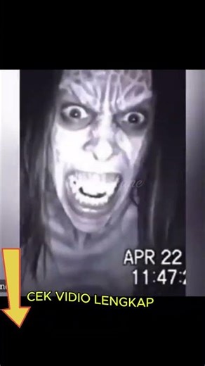 REAL GHOST CAUGHT ON CAMERA! 3 #horror #mitosantiguos #creepy #ghost #pocongsensasi