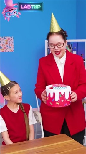 🎂 I Made A CRAFT Cake and COUNTED Every Candle! 🕯️😱 #kids #math