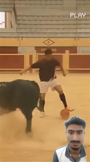 When Ronaldo VS Bull 🐂 #ronaldo #cr7 #cristianoronaldo #world#footballhighlights #messi #shorts