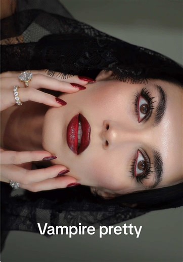 Dark Feminine Makeup Tutorial | Vampire Pretty Look