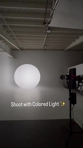 Shoot with the colored light at FD 📸 Rent these equipment at Yukon location for your next shoot: ✨Aputure LED Monolight ✨ Aputure Spotlight Mount with Gobo masks Colored gels are available at the studio for no extra cost 👍🏻 This video was created at Yukon 1 studio with the white cyc wall 📍 . . . . . . #fdphotoatudio#photography#photostudiolosangeles#photoshoot#photographer#bts#lightscheme #photoshootideas#photoshootlighting#studiolighting#shootideas#lightsetup