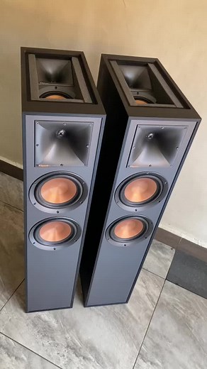 Klipsch Reference R-625FA DOLBY ATMOS FLOORSTANDING SPEAKER - BLK/GNM Features: ❇️Built-in Elevation Channel for Dolby Atmos® ❇️Dual 1” Aluminum Diaphragm Compression Tweeters ❇️Main Channel: 6.5” Copper Spun Magnetically Shielded IMG Woofers ❇️Height Channel: 5.25” Copper Spun Magnetically Shielded IMG Woofers ❇️90x90 Square Tractrix Horn ❇️Bass-Reflex via Rear-Firing Tractrix® ports ❇️Strong, Flexible Removable Magnetic Grille ❇️Dimensions: 40” x 9.4” x 17.3” Ksh.180,000.00 Available with us C