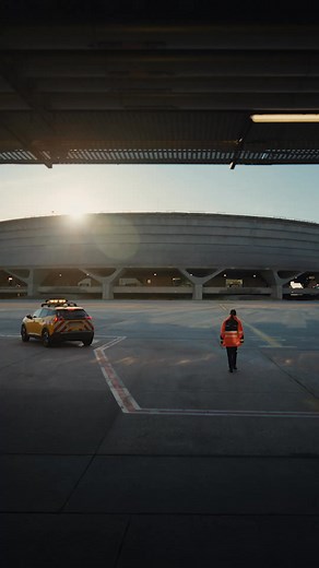 Depuis 80 ans, nous innovons dans nos aéroports et nous contribuons ainsi à quelque chose de plus grand : un futur de l’aérien qui nous rend fiers. | Paris Aéroport