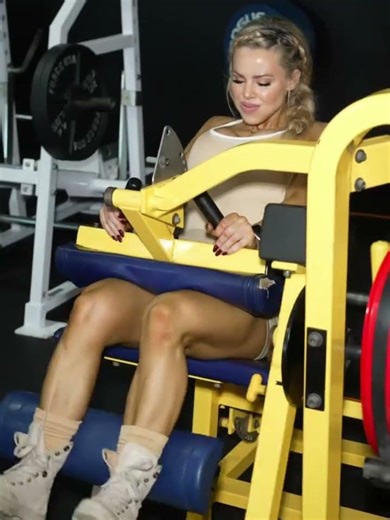 These are my 4 ESSENTIAL movements for training HAMSTRINGS 👇