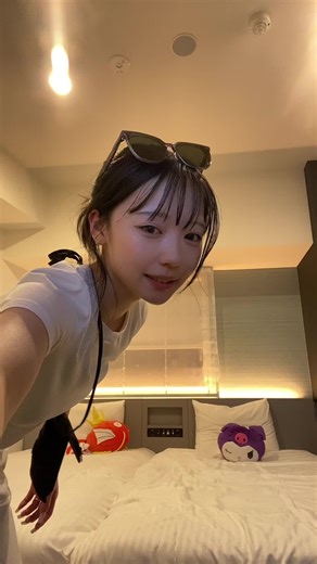 カナダ行きのフライト逃して時間とお金大量消費した経済回せていい気分🍀明日のフライトまでホテルだからもちTikTok撮るよね🍀☀️