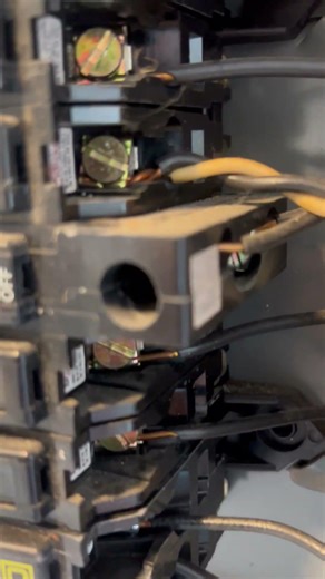 🏠⚡ Just because two wires fit… doesn’t mean they belong there.