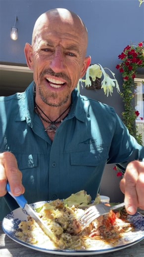 Stop blaming your midlife-spread on your metabolism. #leanbeyond40 #foryoupage❤️❤️ #metabolism #weightloss #motivation