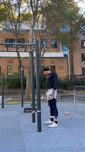 5.7K views · 34 reactions | 亮 ROLL-OUT JUMP MUSCLE-UPS 亮 Splinter...