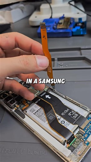 Fane Repairs 📱 on Instagram: "Samsung Note 10 Plus won'y recognise a sim card or take signal #samsung #phonerepair"
