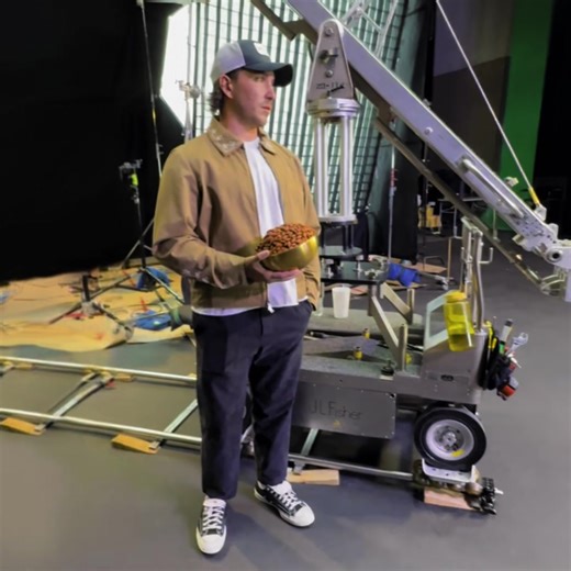 You got health goals and almonds got you. Snack like Prime, snack on almonds. | California Almonds