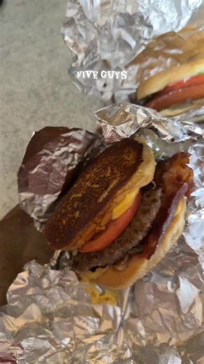 Enjoying Five Guys Mukbang: A Tasty Experience