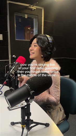 pov: you forgot some of your lyrics live on air... 👀