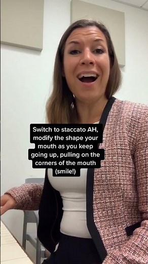 Easy Soprano Warm Ups - How To Sing High Notes - Improve Your Voice #voicelesson #warmups #soprano