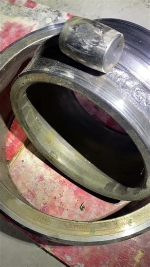 Severe Bearing Failure in Roller Press Gearbox | High Vibration Root Cause Analysis