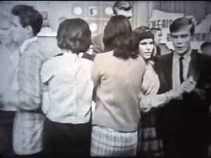 Lesley Gore - She’s A Fool (1963) •On American Bandstand. Airdate: November 9, 1963. | The 1950s/Early 1960s Music & Memories