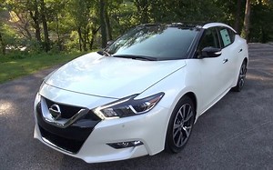 2017 Nissan Maxima - Features Review