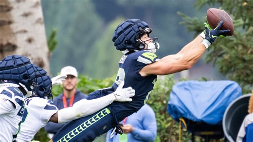 Jake Bobo Lays Out To Make Incredible Touchdown Catch During Practice