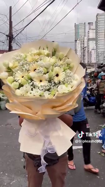 Beautiful Handcrafted Flower Bouquets for Every Occasion