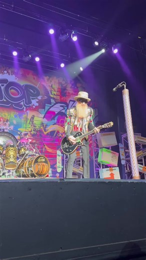 ZZ Top - Just Got Paid: Live Concert Highlights