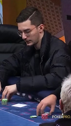 Miracle à la Turn vs LOOPOO je prends une tonne ✅ Follow YohViral pour plus de contenu #yohviral #pokerpro #poker #pokeronline #pokerlive #pokerlife #pokerplayer #texasholdem #wsop #highstakes | YoH Viral