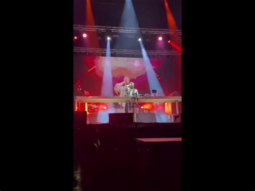 Festival St-Rock : extraits du concert de Feder