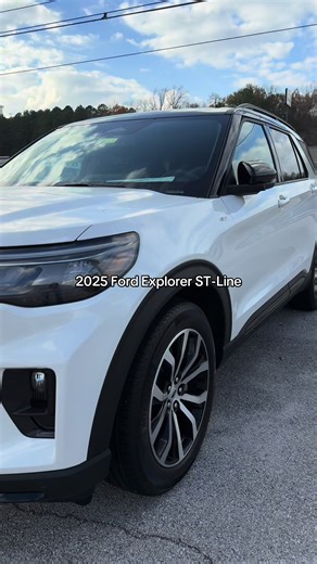 Prueba de manejo del Ford Explorer ST-Line 2025