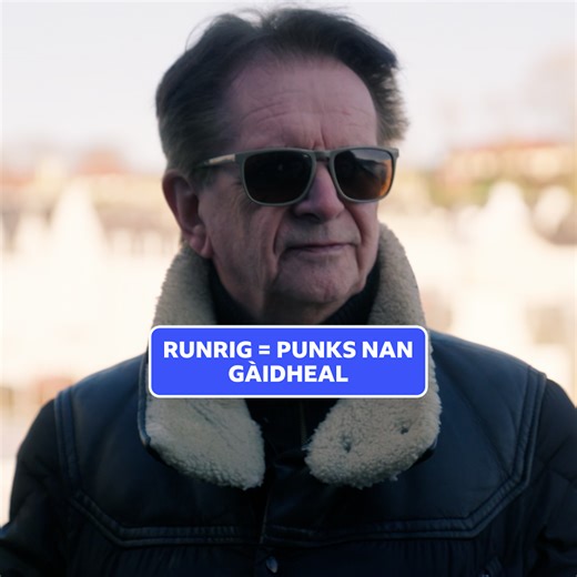 79K views · 1.3K reactions | "Carson nach bhiodh thu airson a bhith a' sgrìobhadh òrain anns a' chiad chànan agad fhèin?"  Beat the Drum: Dìleab Runrig air BBC iPlayer  | BBC ALBA | Facebook