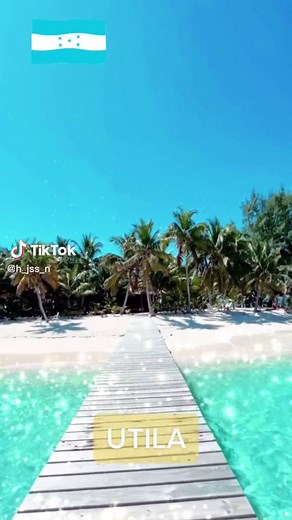 Exploring the Beauty of Bay Islands in Honduras