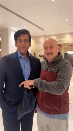 Ravi Kishan on Instagram: "Thank you, @anupampkher sir, for the lessons beyond cinema.. positivity in thought, honesty in work, and energy in life. Deeply grateful. 🇮🇳 Bharat Mata ki Jai 🇮🇳 Har Har Mahadev 🔱"