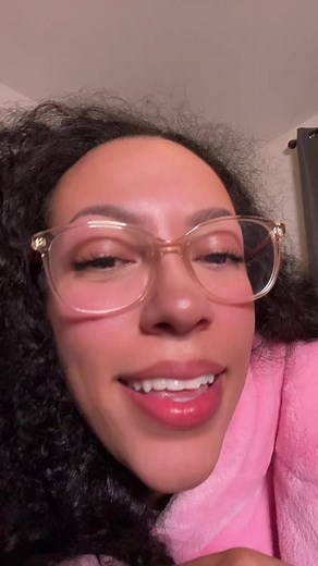 liv 🛸 (@itslunarliv)’s video of doja cat