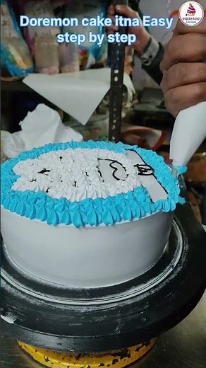 Doraemon Cake itna Easy Step by Step! 🎂✨ #shorts #cake#cakedecorating #doremon #ytshorts #shortsfeed