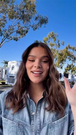 Hailee Steinfeld Updates on Instagram: "Hailee Steinfeld for State Farm’s Super Bowl commercial 🎥 @haileesteinfeld"