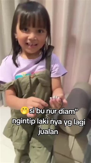 Drama Valen dan Mila Live di Mall