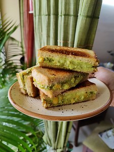 29K views · 185 reactions | Cheese Chilli Sandwich Cafe Style | Cheese Sandwich Recipe | Easy Sandwich Recipes | Krazzy for Health | Facebook