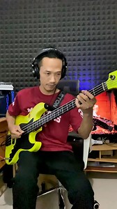 Bintang Pentas - Cover Dhona elbass Penyanyi : Dewi Persik Ciptaan : H. Ukat S Keyboard : Fahmy M'biw Guitar : Farda Rizki #dhonaelbass #bassdangdut #basscover #3dbass | Dhona Elbass