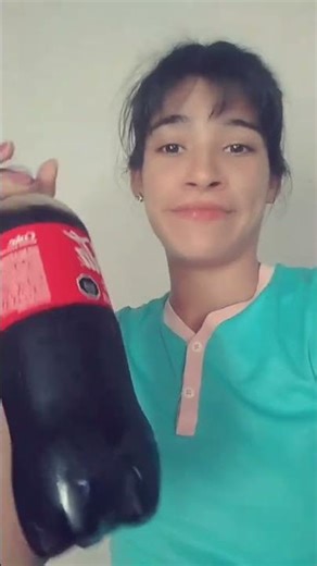 ​Mi fuerza de voluntad duró poco. ​Donde hubo fuego, Coca-Cola queda. ​#jajaja
