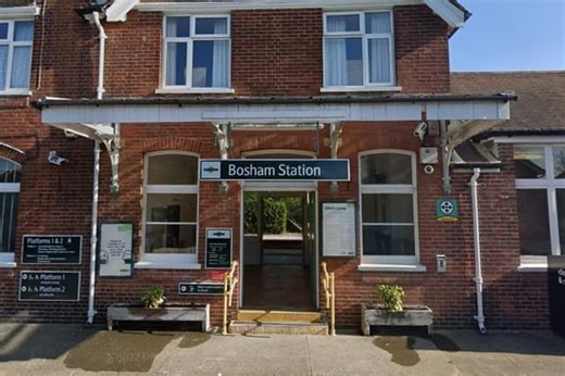 'Broken down train' causes rail disruption