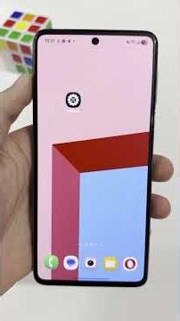 STOP SCROLLING 🚨 THIS ANDROID FEATURE PROTECTS YOUR PHONE