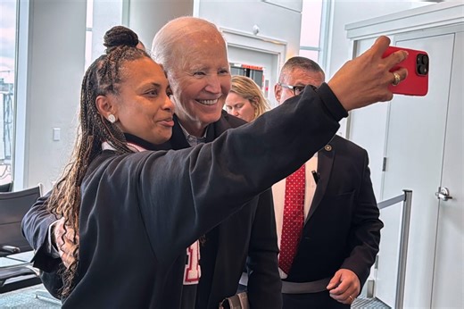 Biden takes commercial flight for South Carolina dinner, endures delay like everyone else