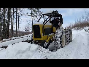 John Deere 440 Skidder - Plowing Snow